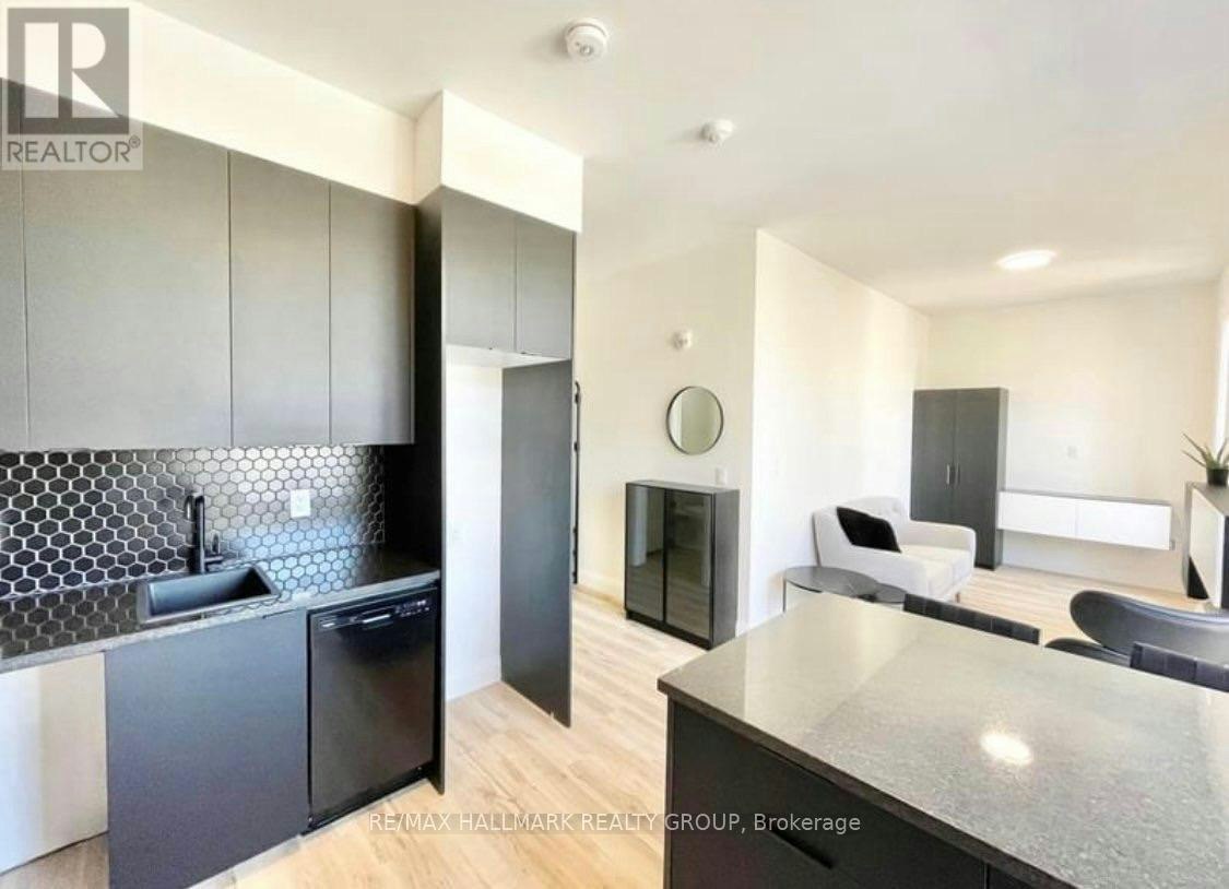 303-25 Grant Street, Ottawa, ON, K1Y 2W8 - 4