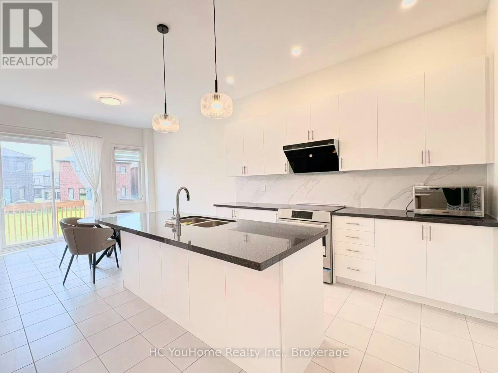 5 Monticola Avenue, Richmond Hill, ON, L4B 0J1 - 9