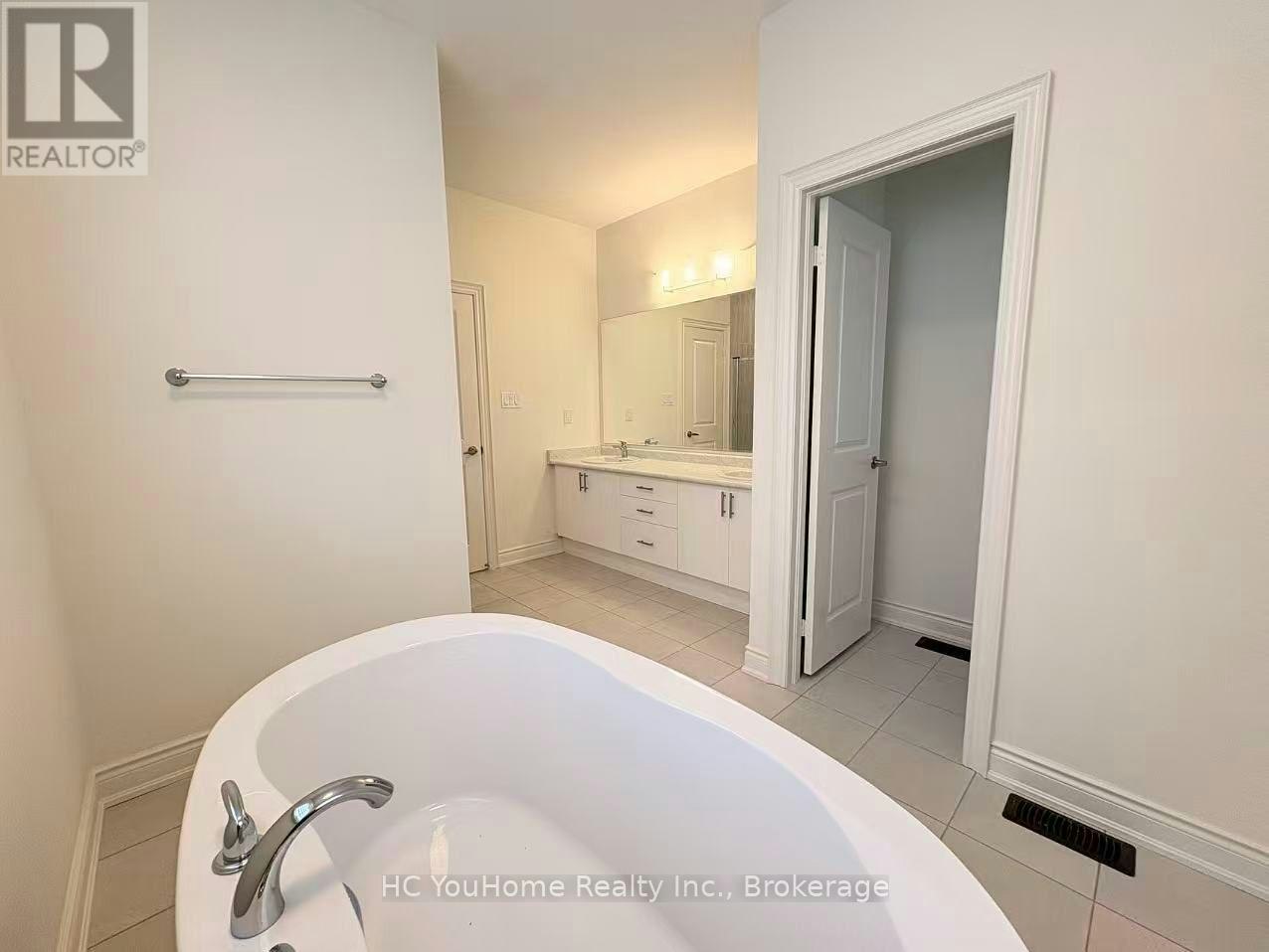 5 Monticola Avenue, Richmond Hill, ON, L4B 0J1 - 17