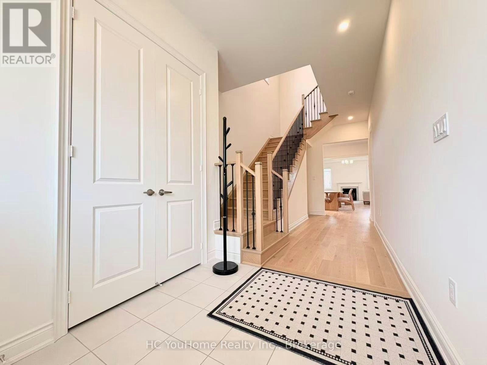 5 Monticola Avenue, Richmond Hill, ON, L4B 0J1 - 2