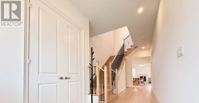 5 Monticola Avenue, Richmond Hill, ON, L4B 0J1 - 2
