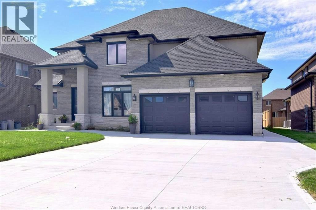 257 Arkona Court, Lakeshore, ON, N8L 0T1