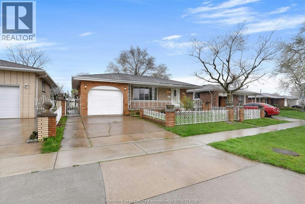 A-10770 Eastcourt, Windsor, ON, N8R 1E8 - 3