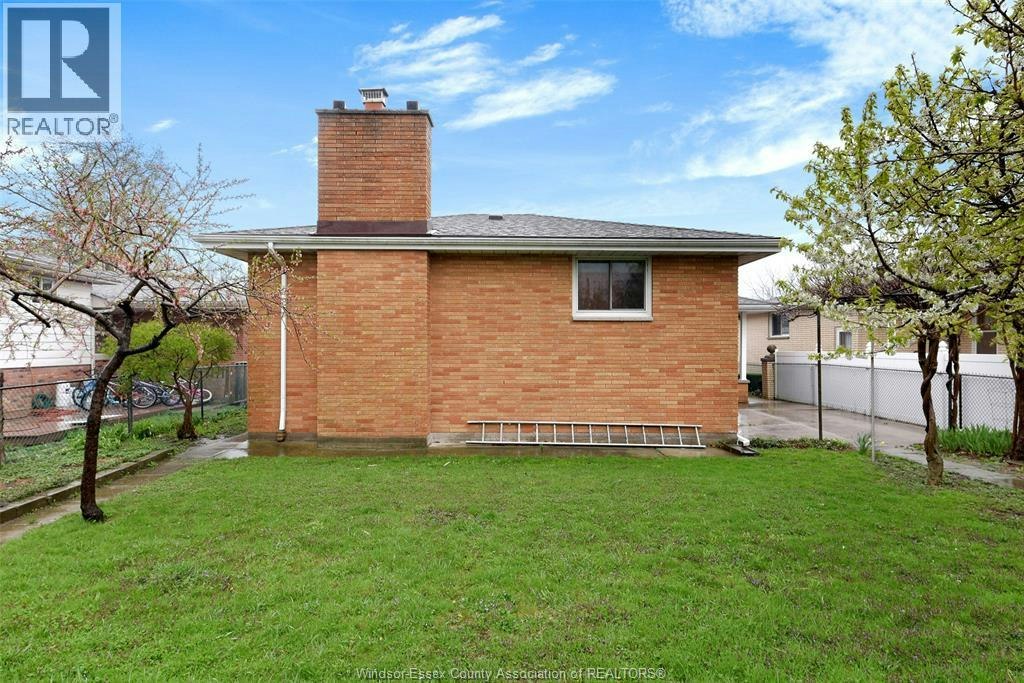 A-10770 Eastcourt, Windsor, ON, N8R 1E8 - 20