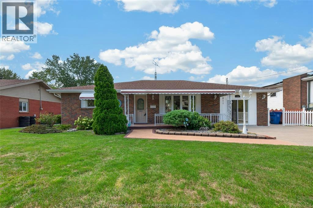 326 Evelyn Street, Lakeshore, ON, N8L 0L3