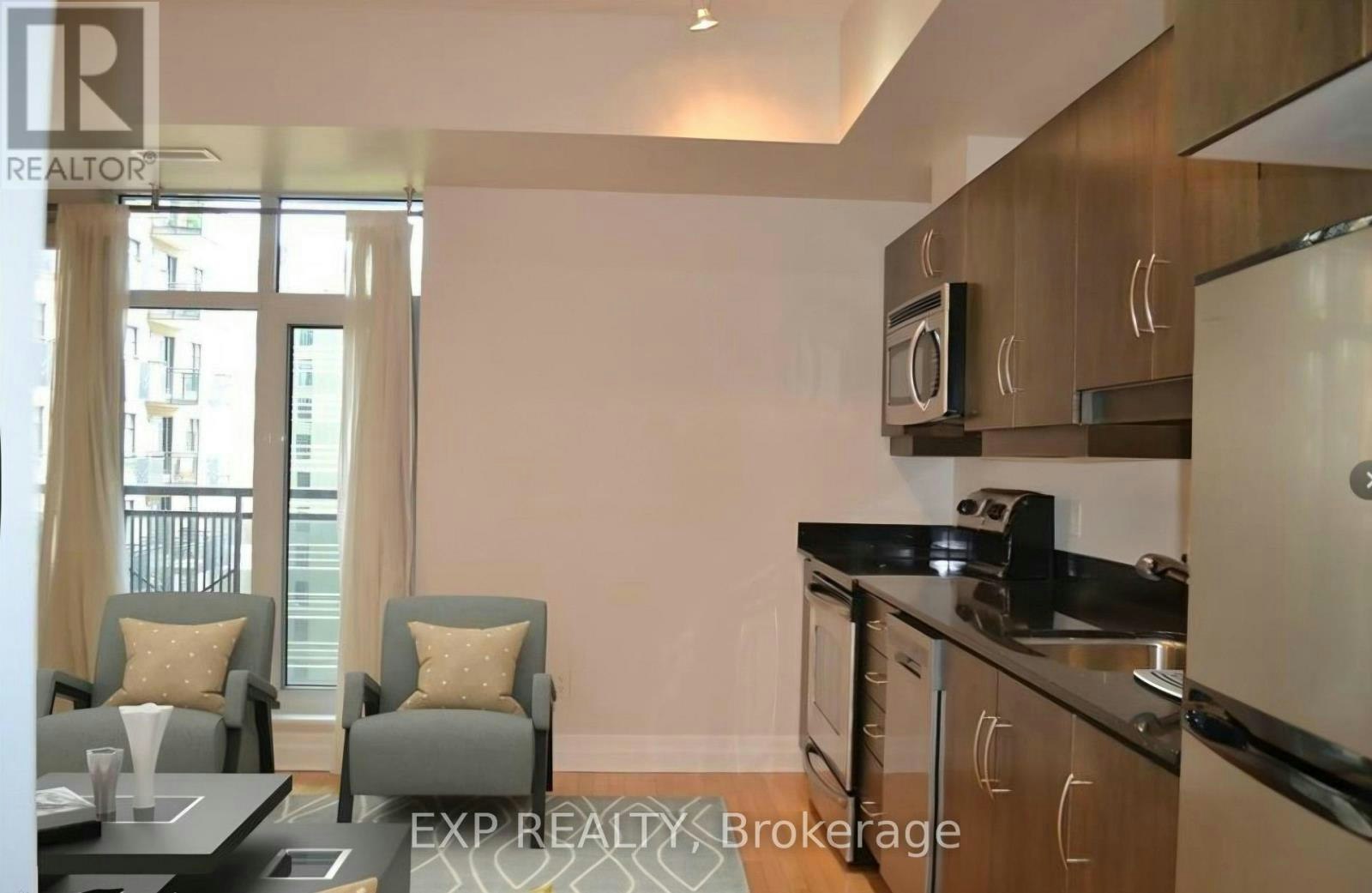 907-245 Kent Street, Ottawa, ON, K2P 0A5 - 9