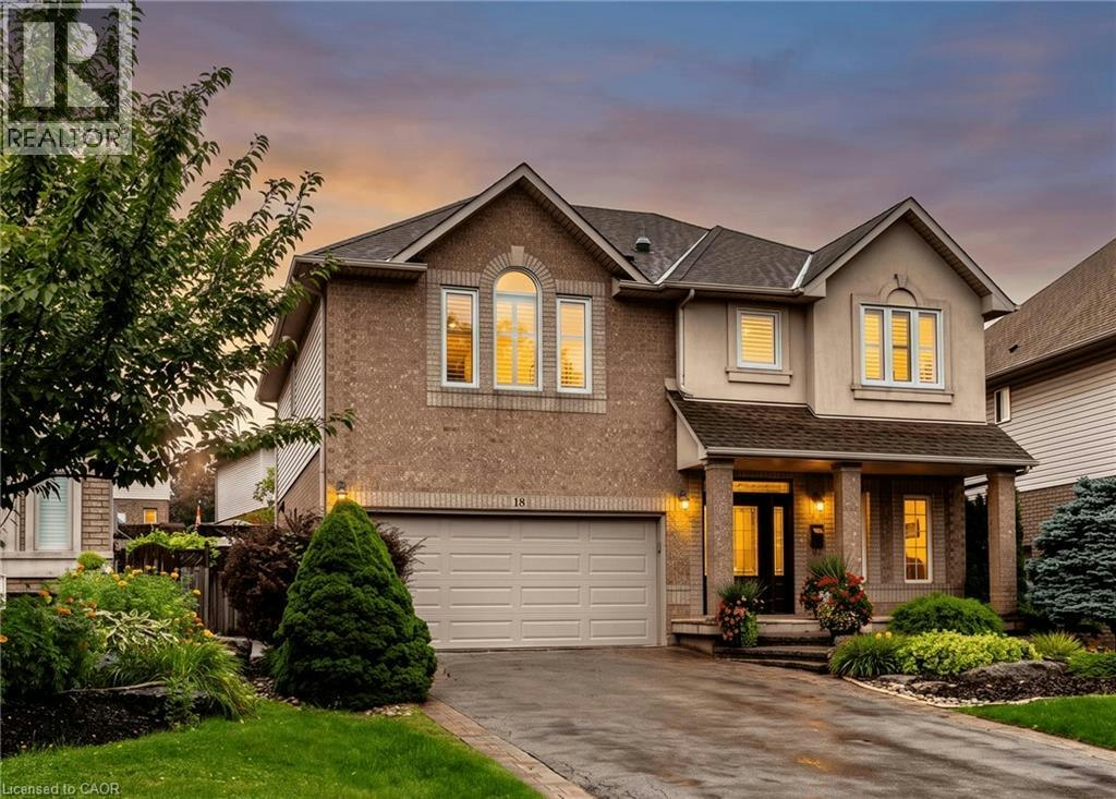 18 Pelham Drive, Hamilton, ON, L9K 1L4