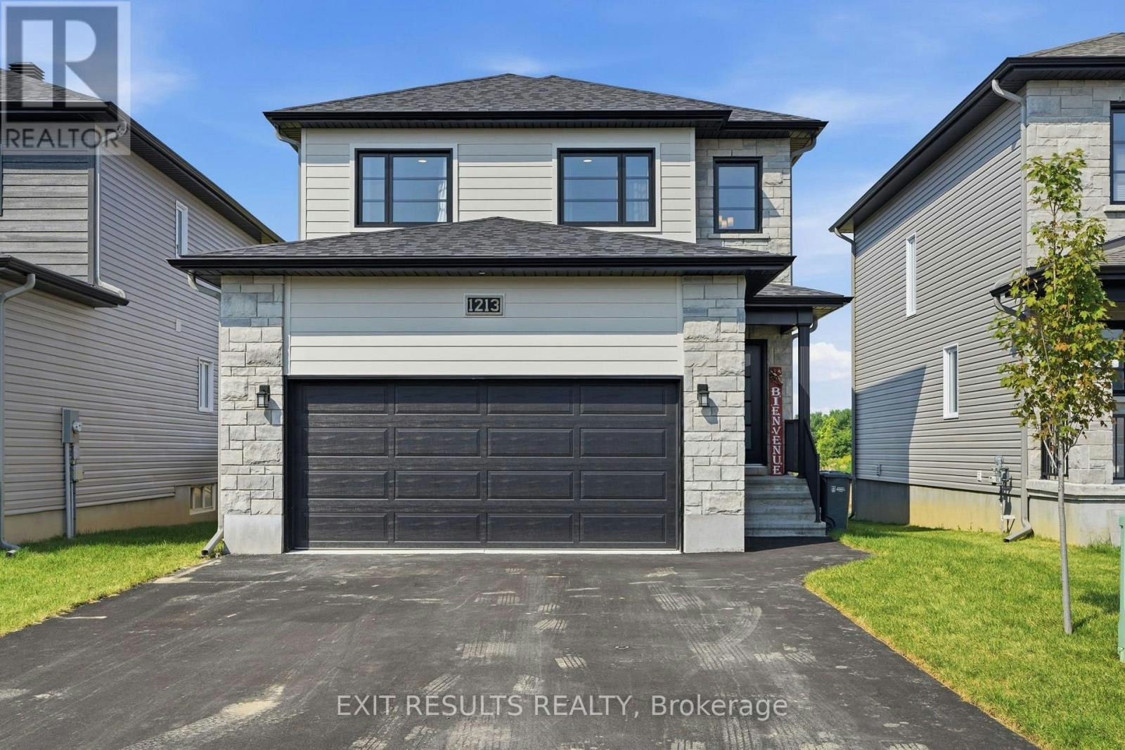 1213 Montblanc Crescent, Russell, ON, K0A 1W1