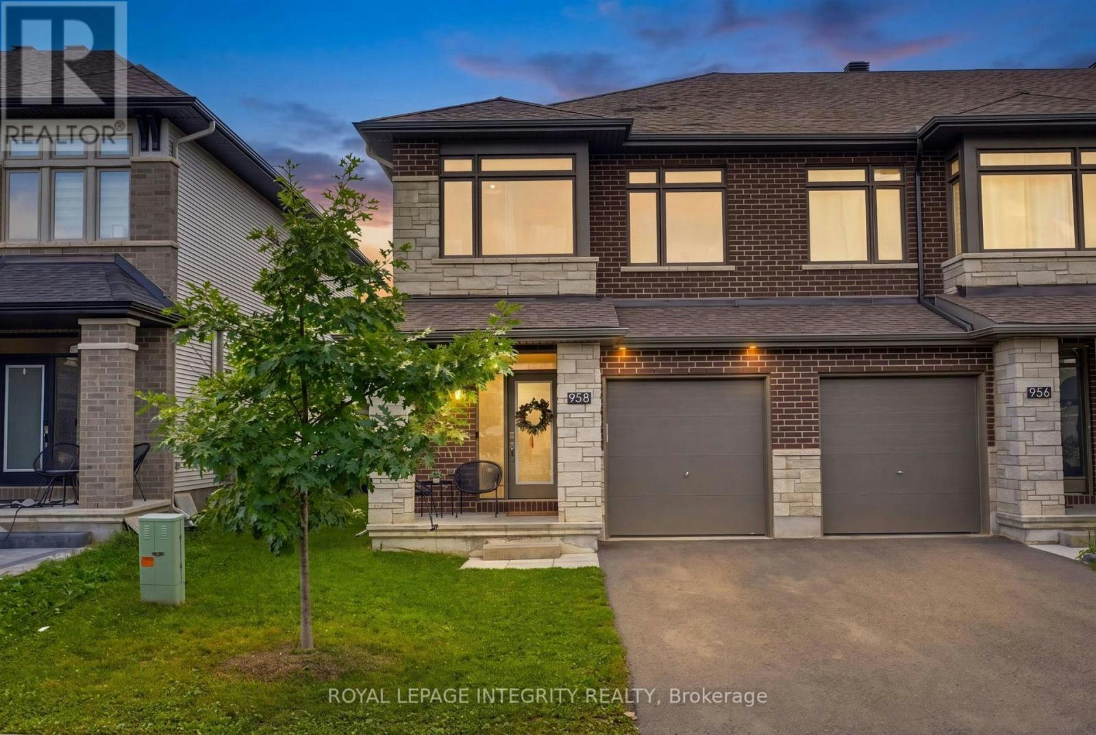 958 Omagaki Way, Ottawa, ON, K1X 0J3