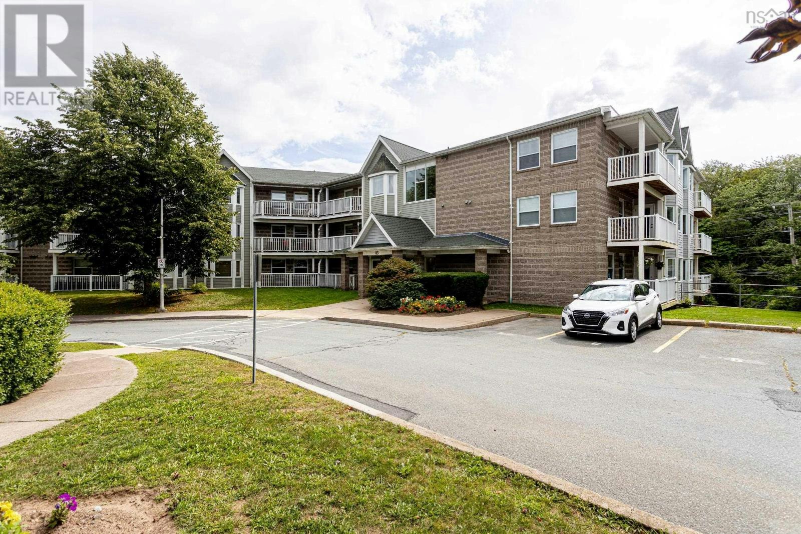 312-83 Kearney Lake Road, Halifax, NS, B3M 4E6