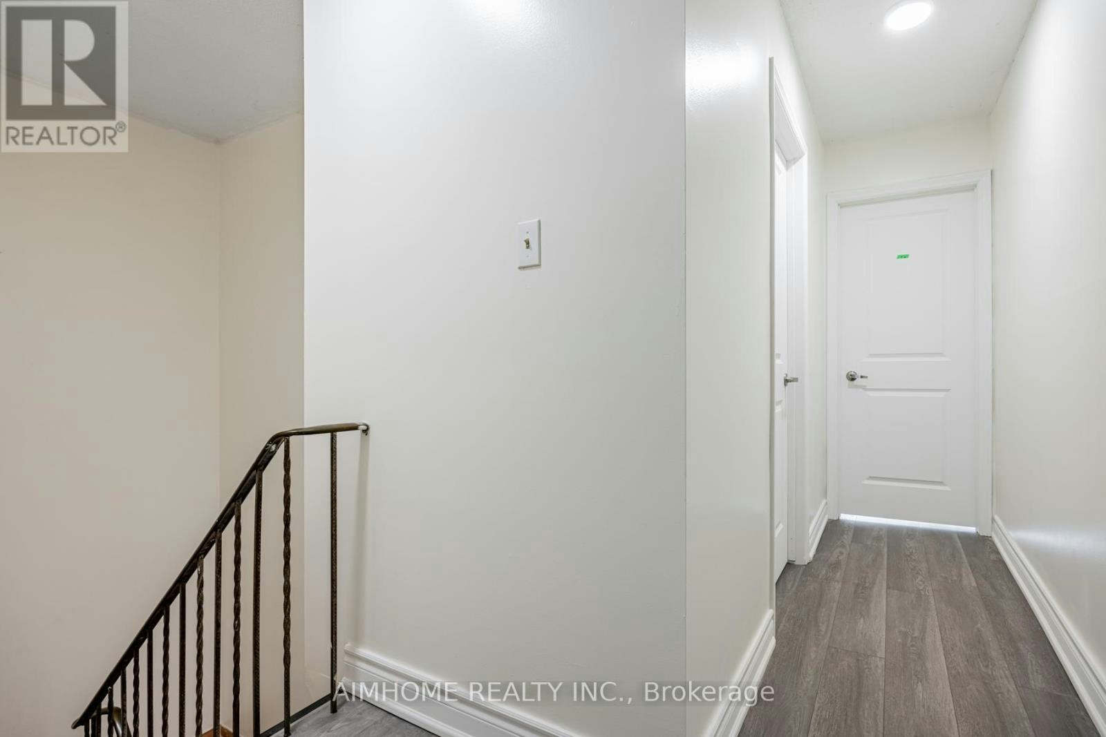 2B-144 Wolseley Street, Toronto, ON, M6J 3R4 - 4