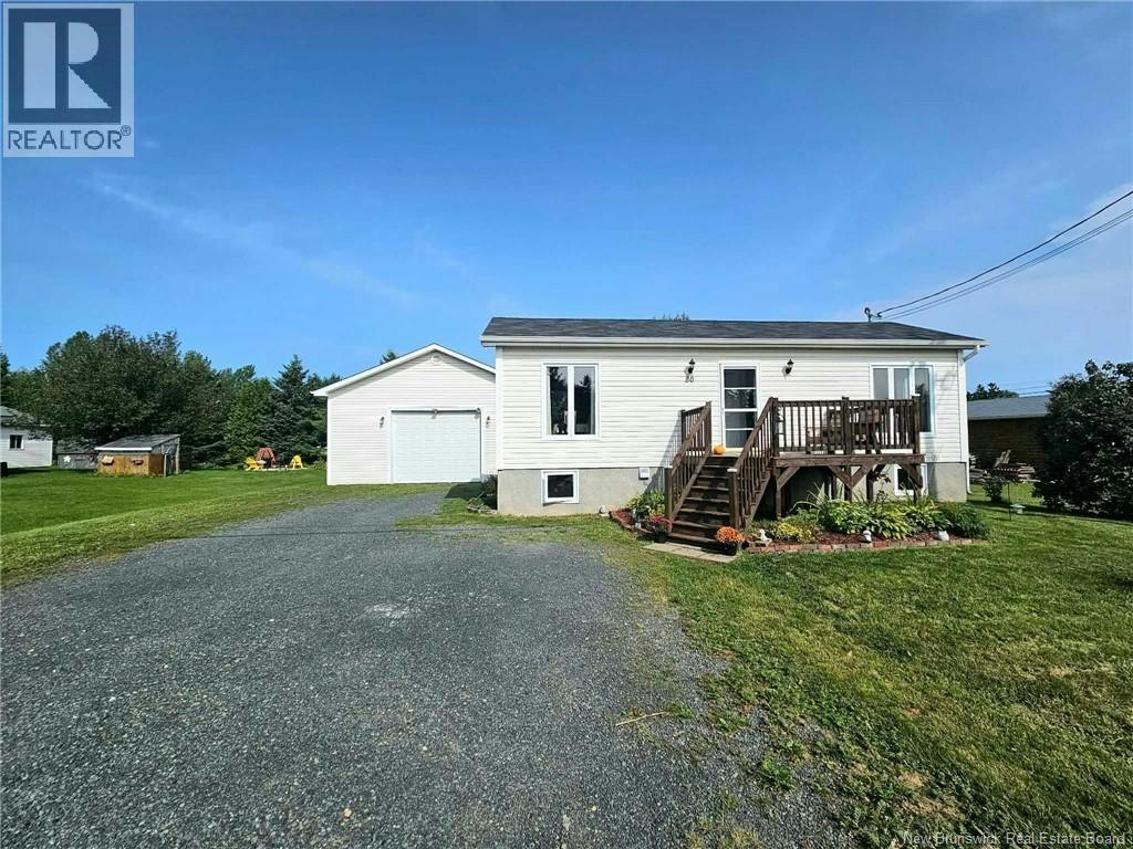 80 De La Gare Rue, Pointe-Verte, NB, E8J 2Z1