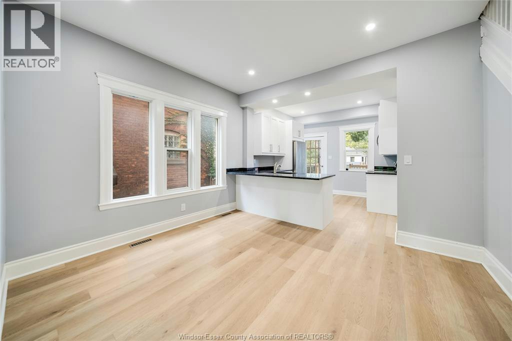 1029 Chilver Road, Windsor, ON, N8Y 2K6 - 10