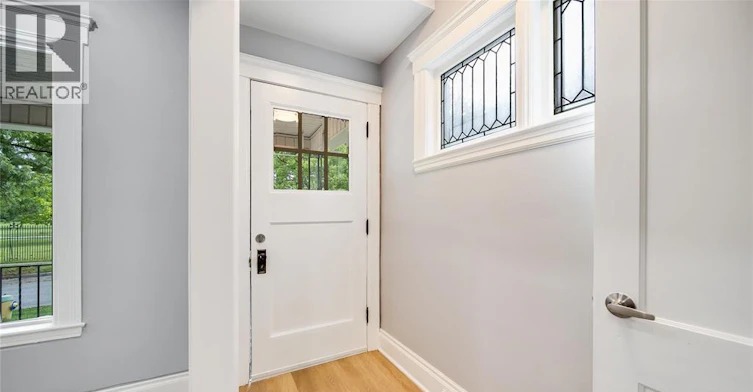 1029 Chilver Road, Windsor, ON, N8Y 2K6 - 6