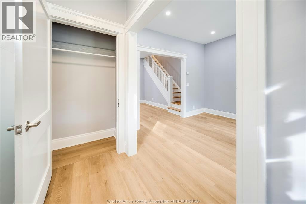 1029 Chilver Road, Windsor, ON, N8Y 2K6 - 8