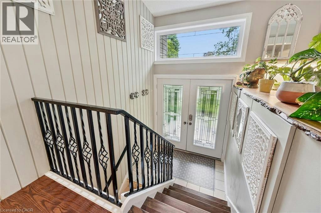 100 Forest Hill Drive, Kitchener, ON, N2M 4G3
