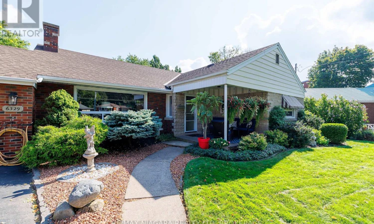 6329 Goodsir Crescent