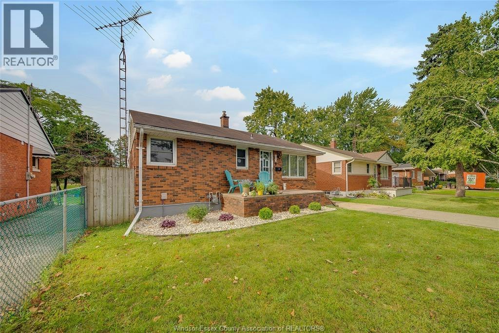 LOWER-1215 Chappell, Windsor, ON, N9C 3C8 - 16