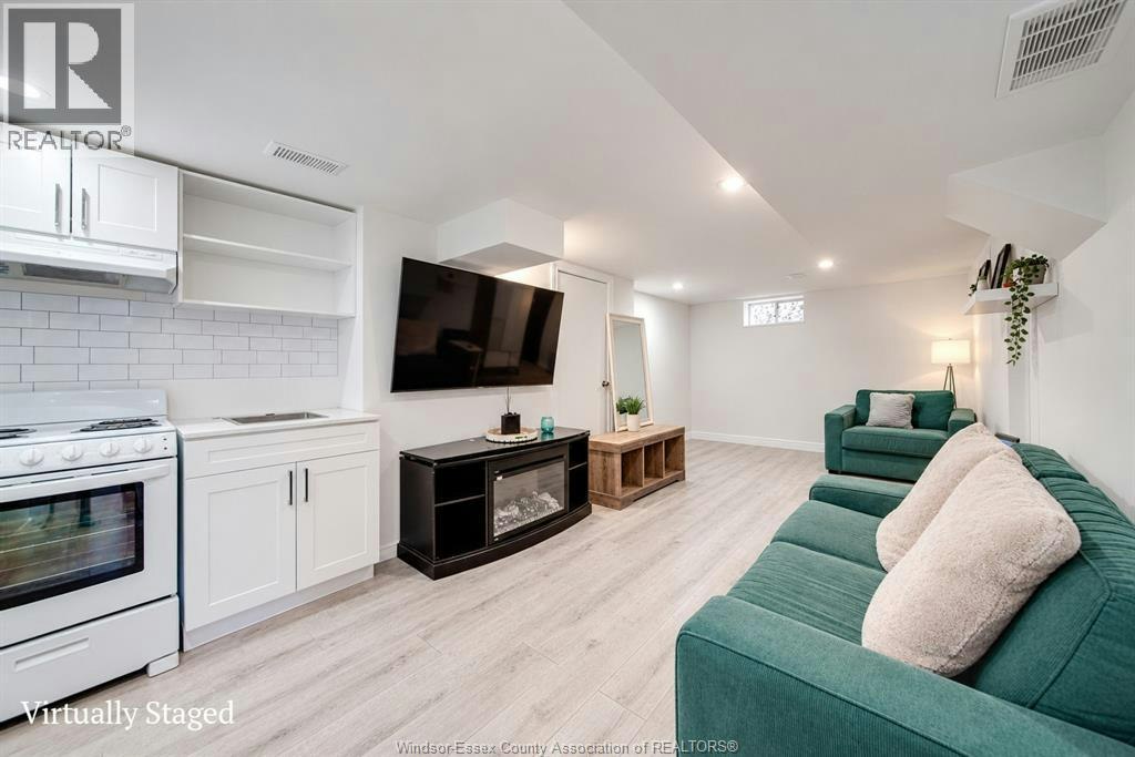 LOWER-1215 Chappell, Windsor, ON, N9C 3C8 - 2