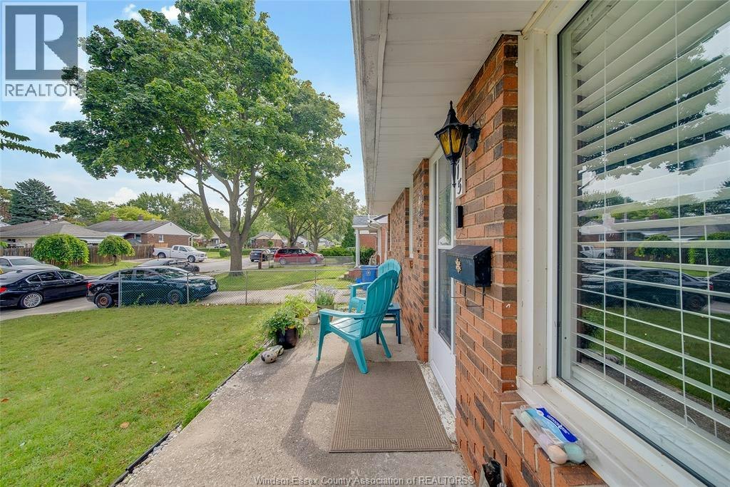 LOWER-1215 Chappell, Windsor, ON, N9C 3C8 - 14