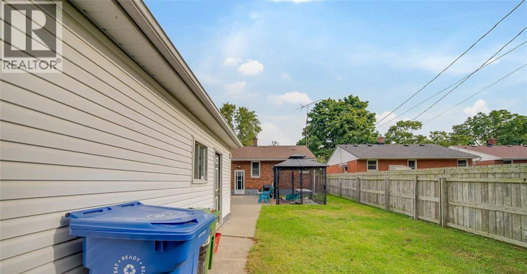 LOWER-1215 Chappell, Windsor, ON, N9C 3C8 - 25
