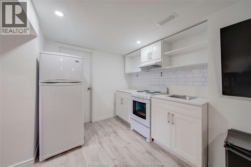 LOWER-1215 Chappell, Windsor, ON, N9C 3C8 - 11