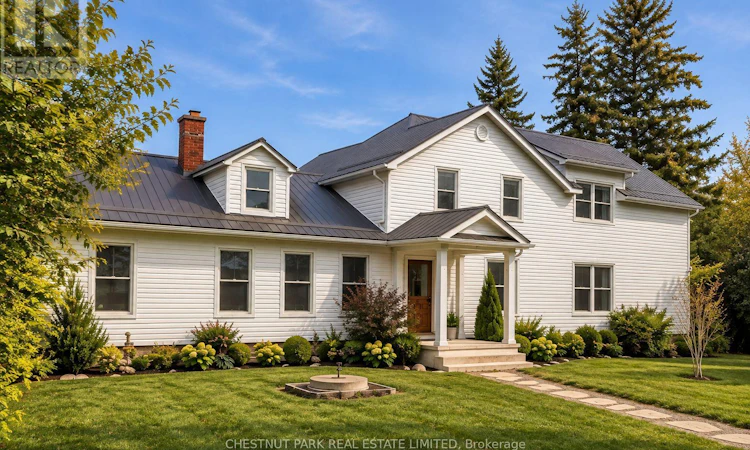 985 Melville Road