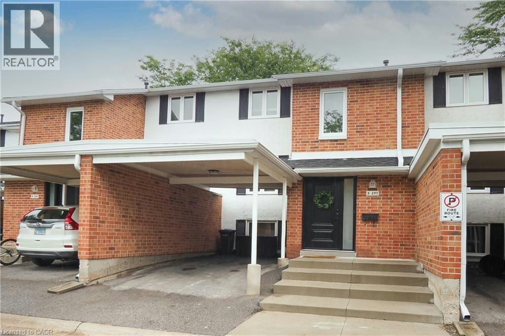 5-397 Keats Way, Waterloo, ON, N2L 5S7