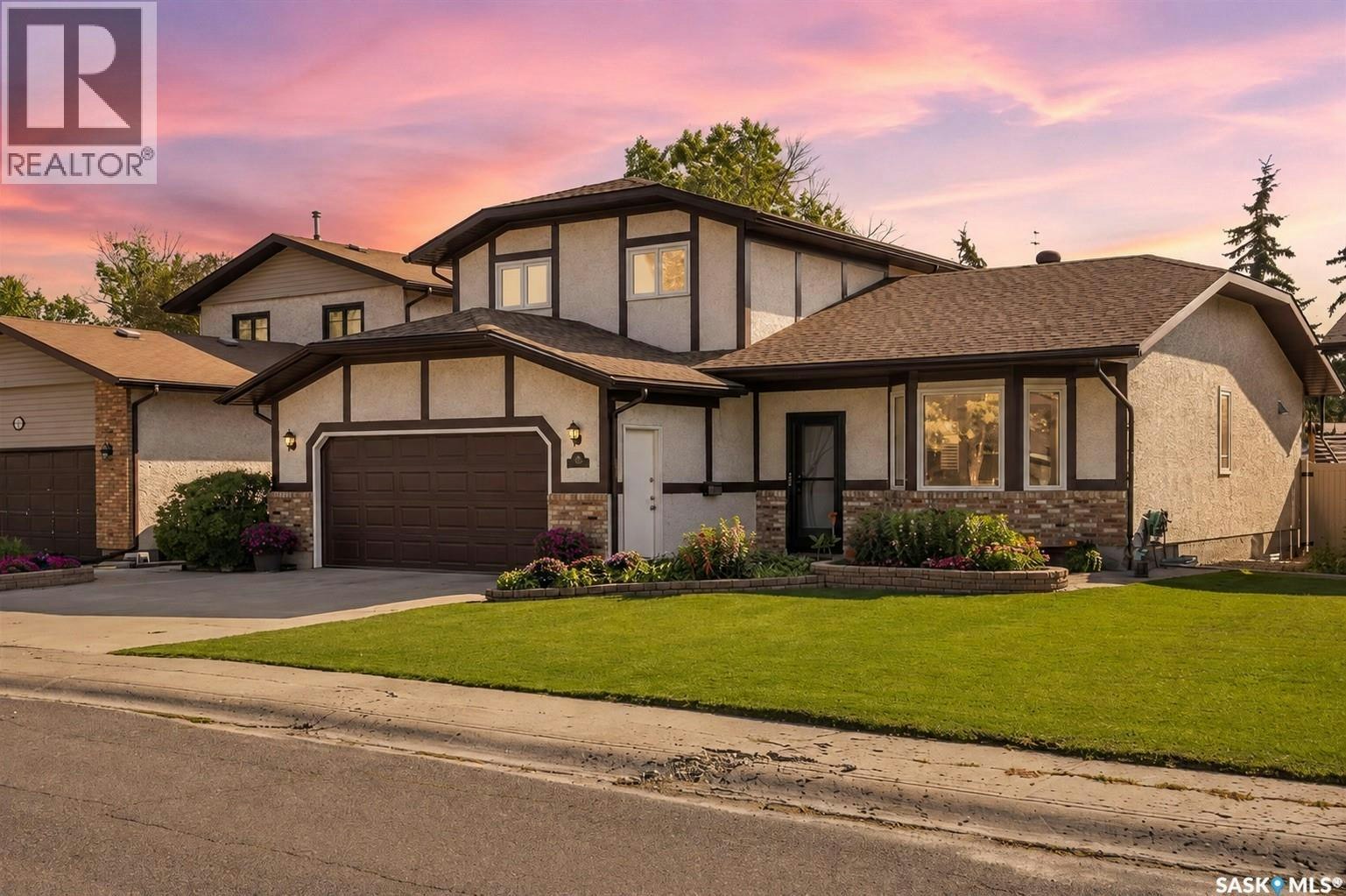 3042 Zaran Crescent, Regina, SK, S4V 1Y4