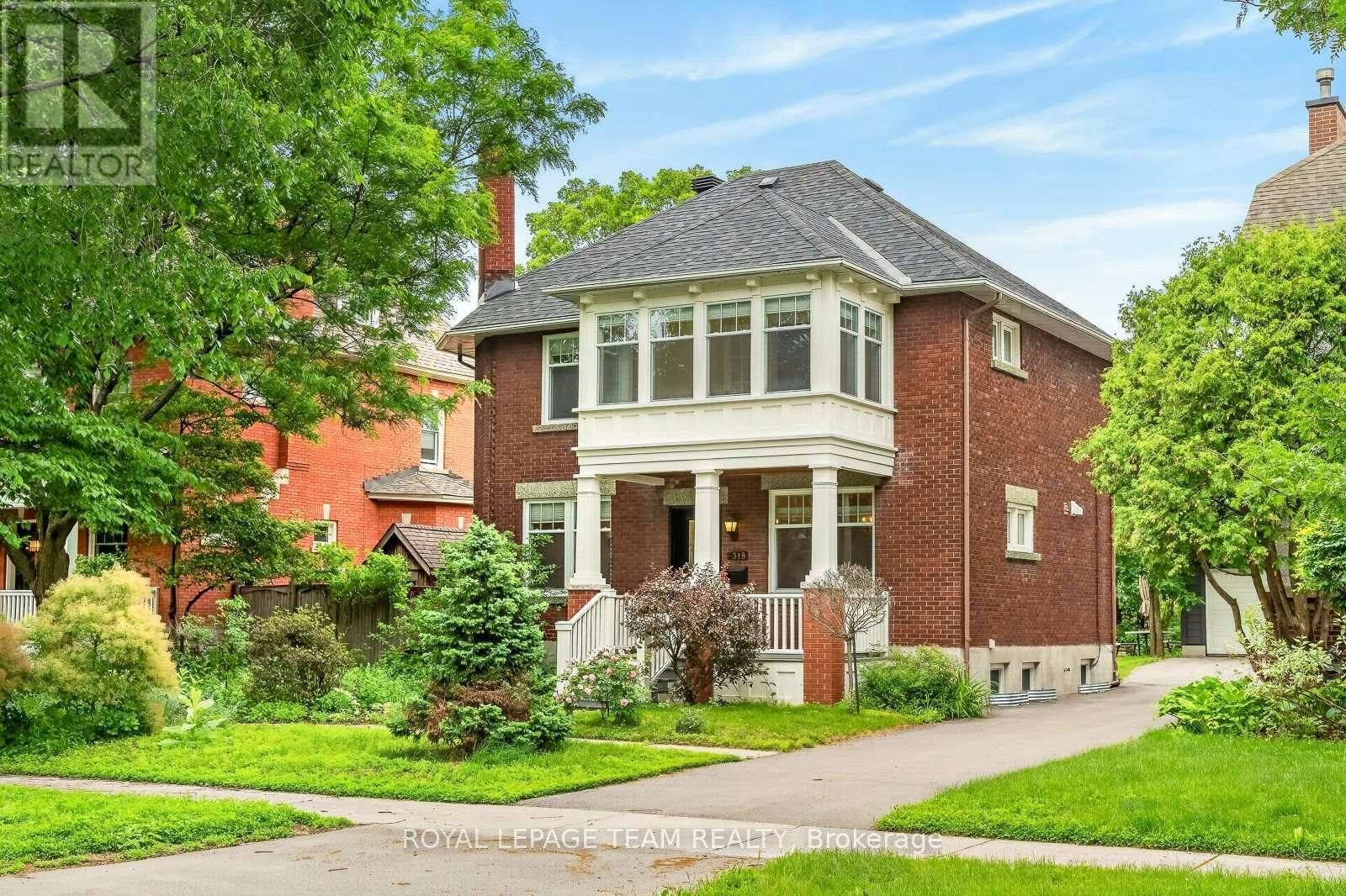 318 Clemow Avenue, Ottawa, ON, K1S 2B8