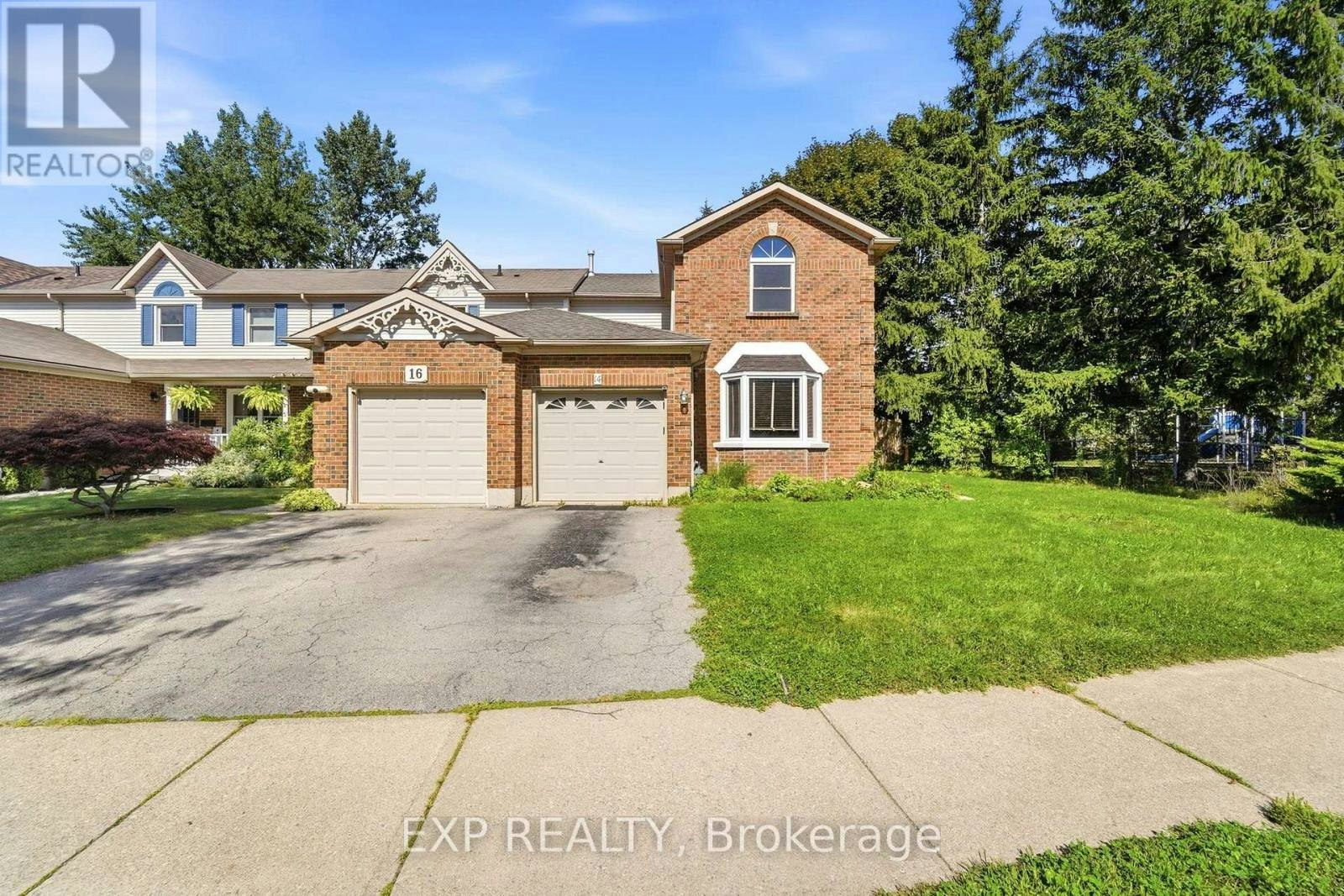 14 Hedge Lawn Drive, Grimsby, ON, L3M 5G9