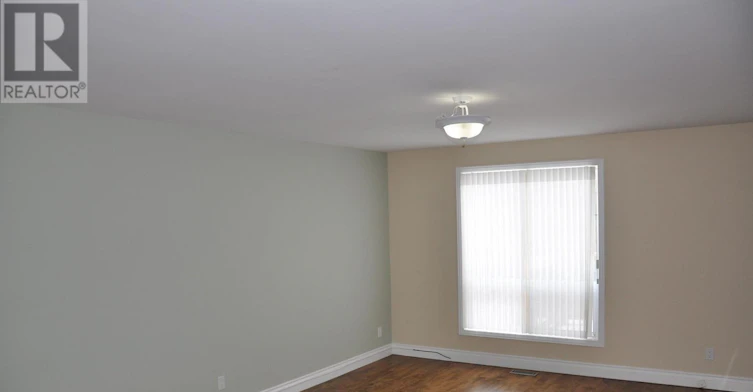 22 Free Drive, Orillia, ON, L3V 4B2 - 3