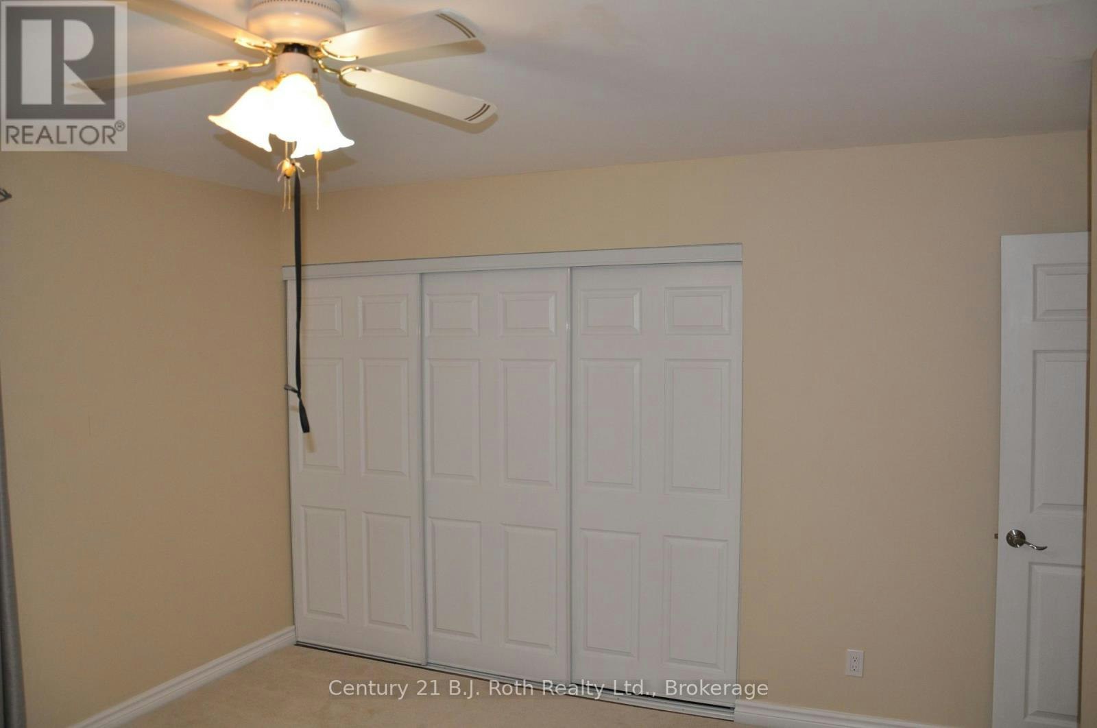 22 Free Drive, Orillia, ON, L3V 4B2 - 11