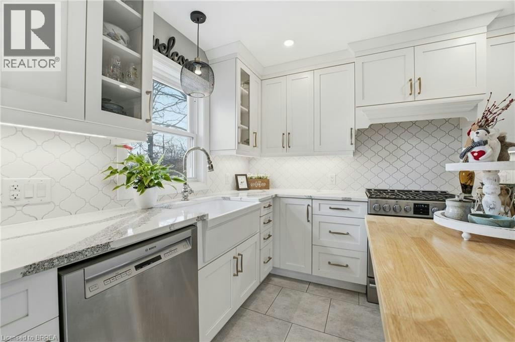 2 Hillier Crescent, Brantford, ON, N3R 1X3 - 7