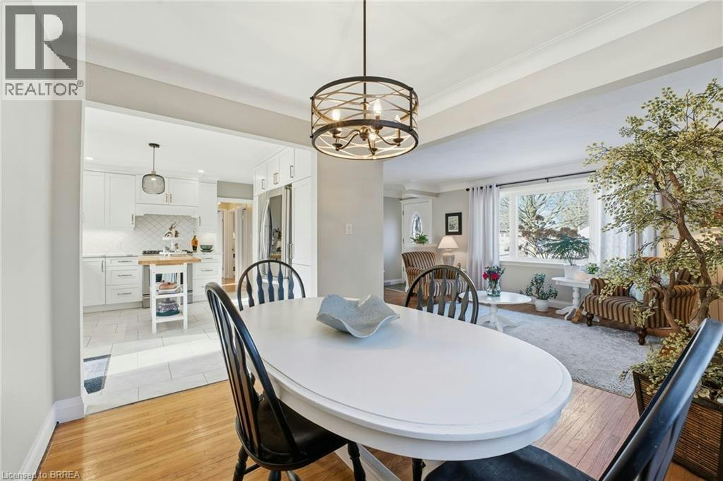 2 Hillier Crescent, Brantford, ON, N3R 1X3 - 5