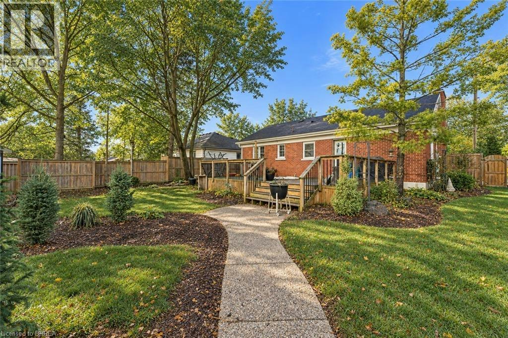 2 Hillier Crescent, Brantford, ON, N3R 1X3 - 20