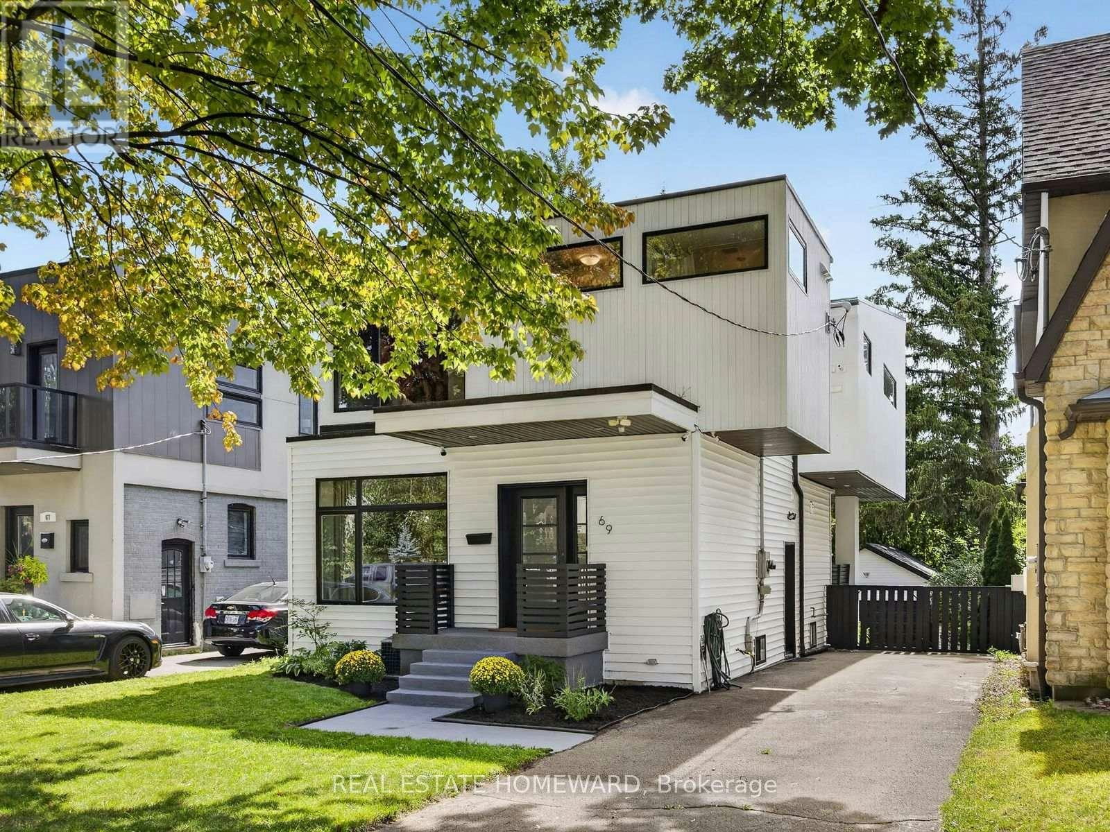 69 Ringley Avenue, Toronto, ON, M8Y 1P3