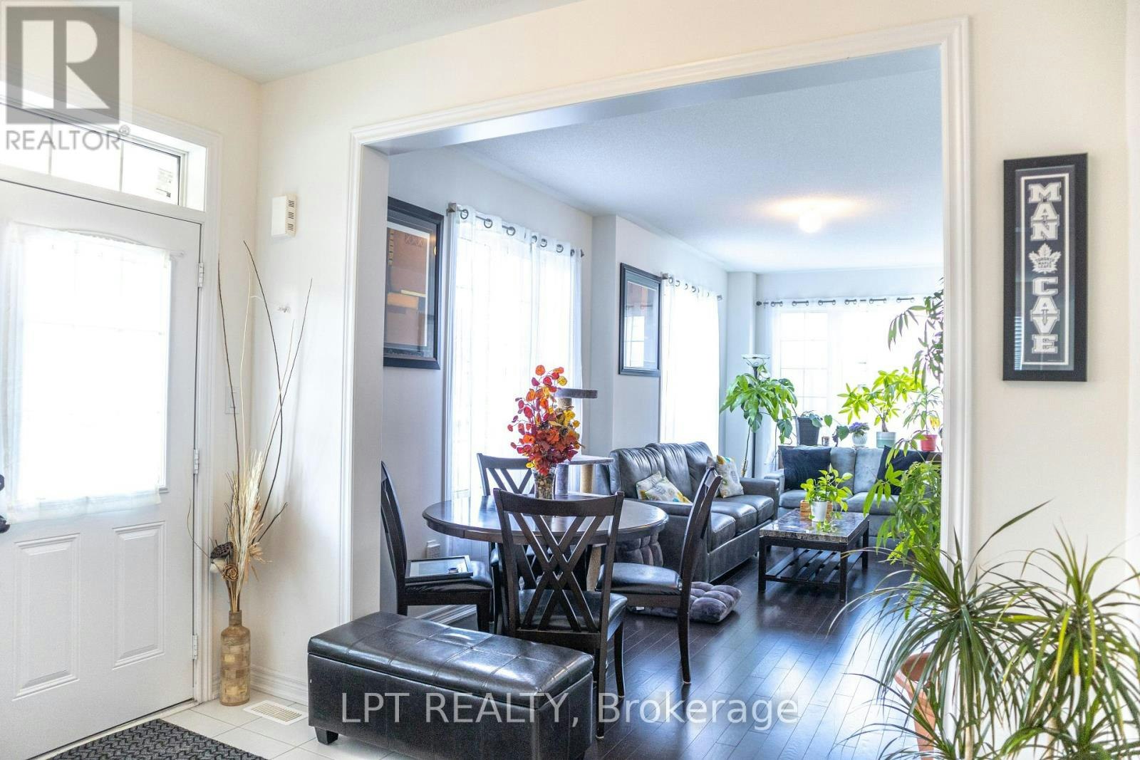 718 Anishinaabe Drive, Shelburne, ON, L9V 3Y6 - 7