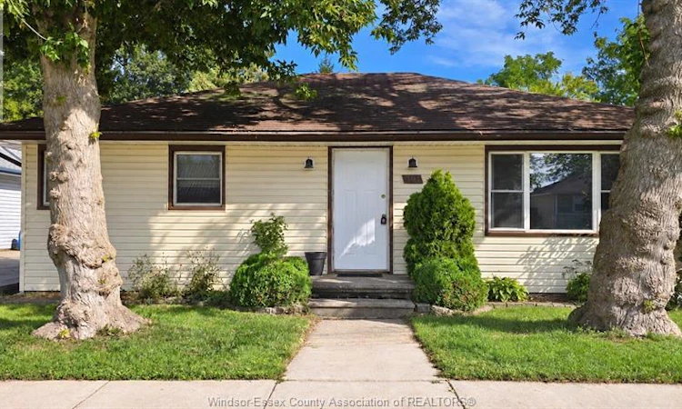 401 St. Louis Street