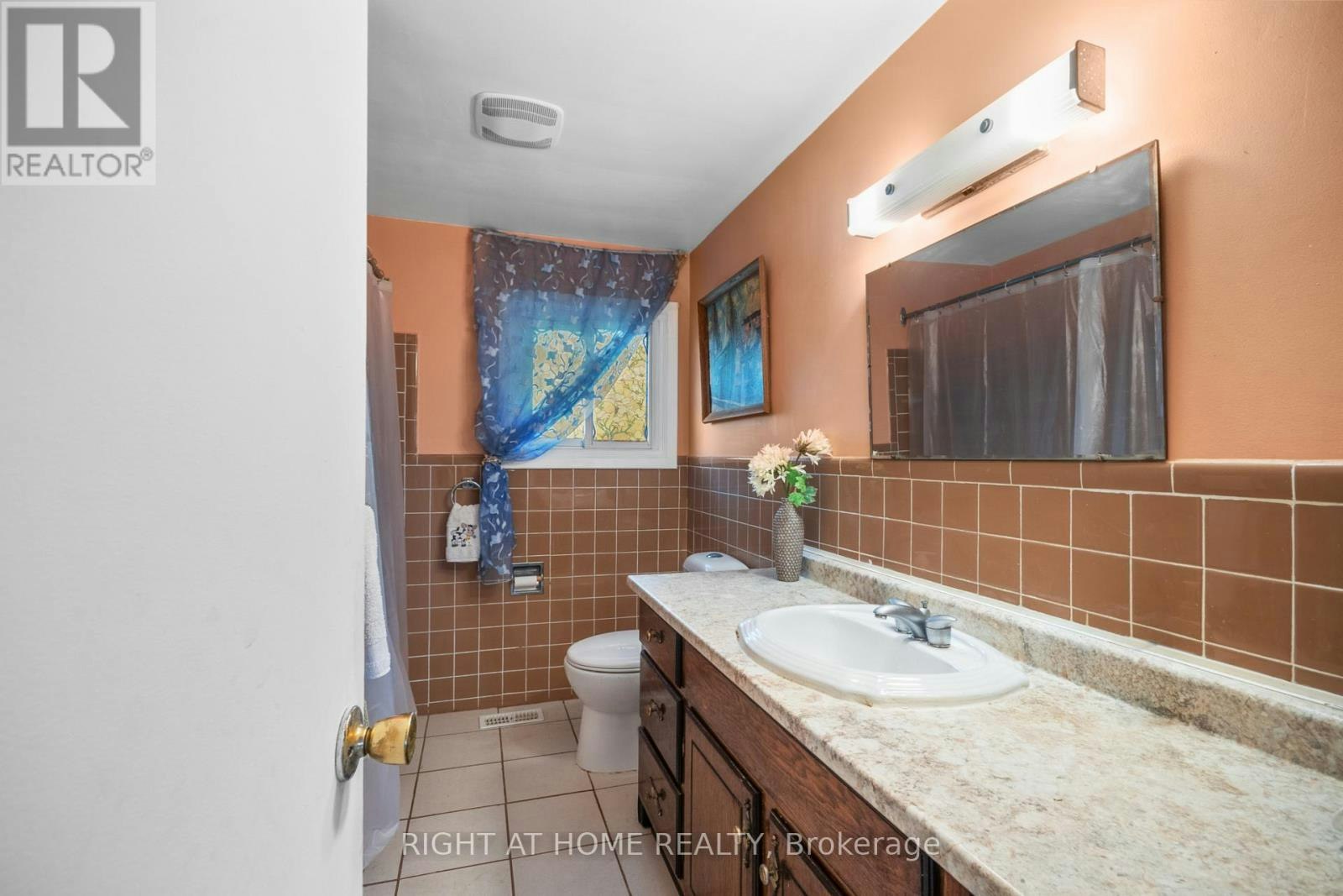 776 Sunninghill Avenue, London, ON, N6H 3L8 - 16