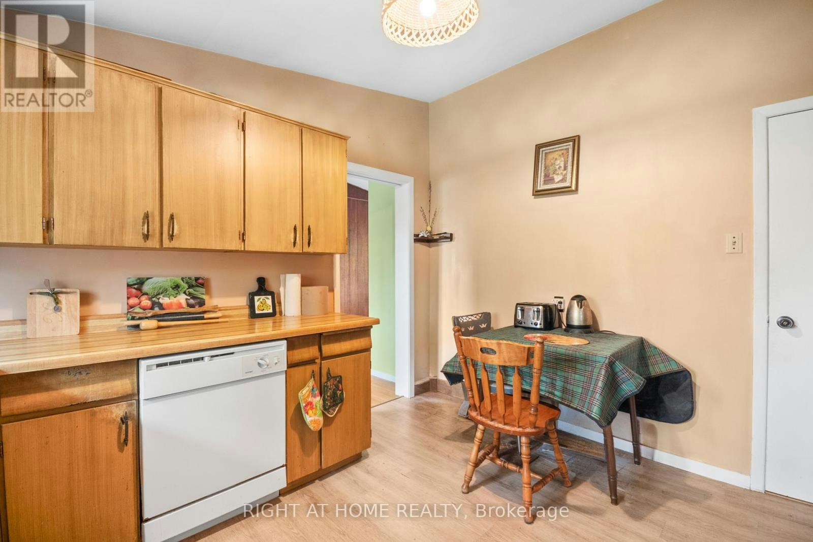776 Sunninghill Avenue, London, ON, N6H 3L8 - 4