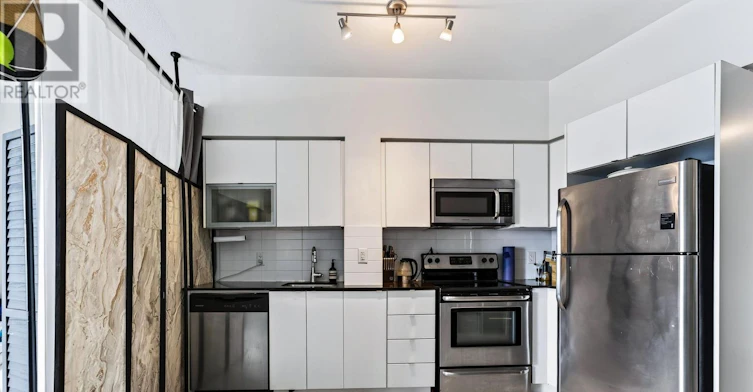 2208-150 Liberty Street EAST, Toronto, ON, M6K 3R5 - 12