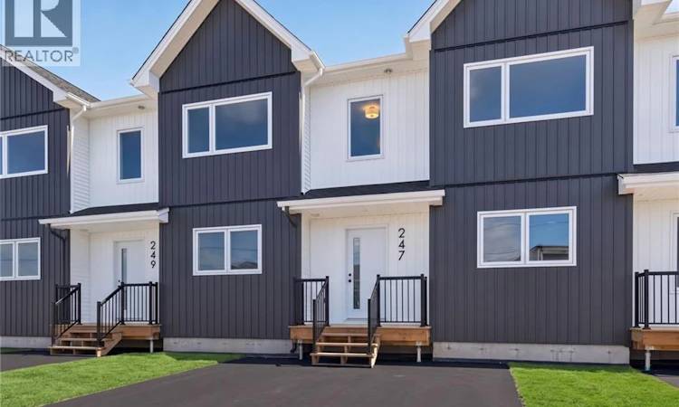 247 Des Eleves Street