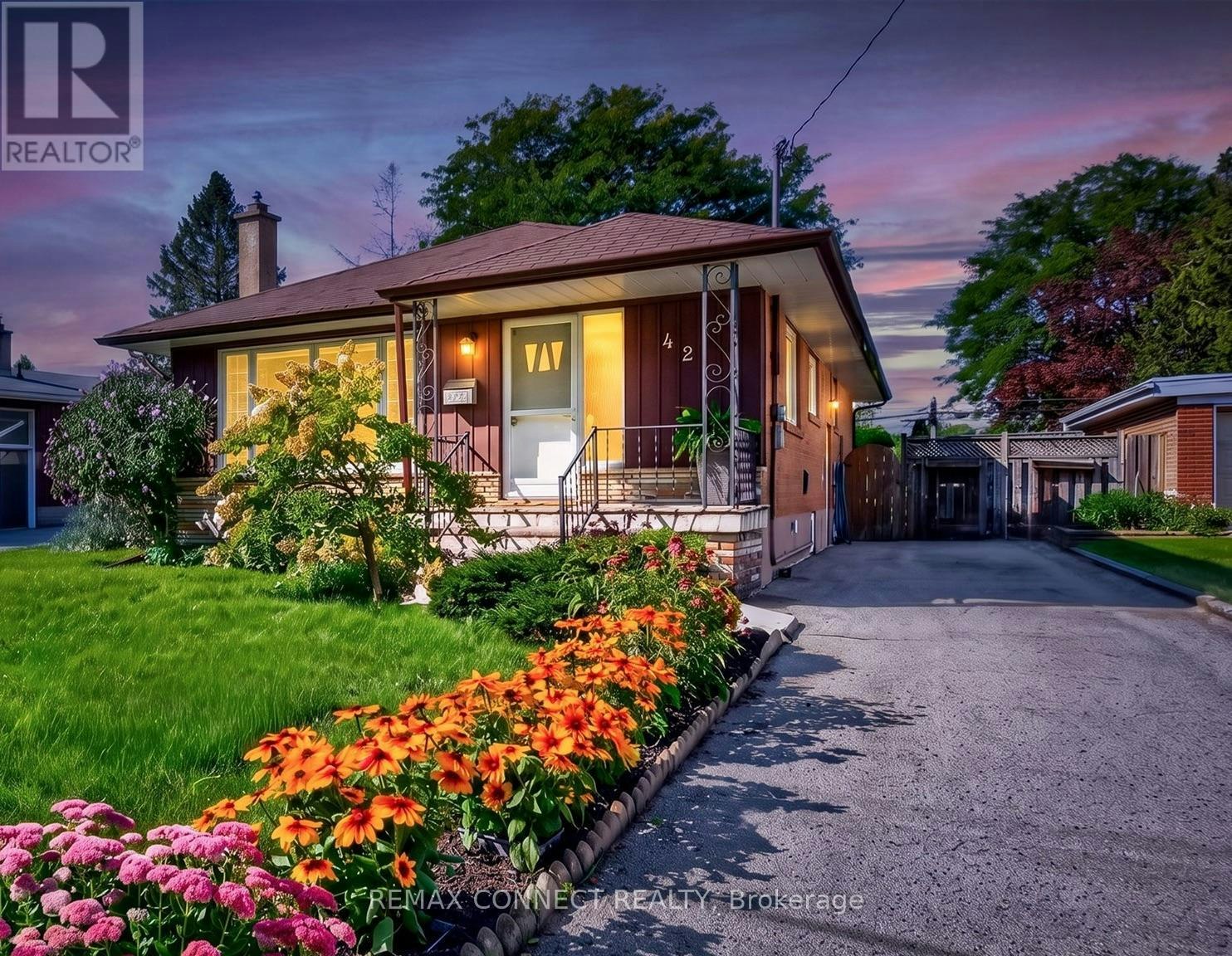 42 Bainhart Crescent, Toronto, ON, M1H 2R3