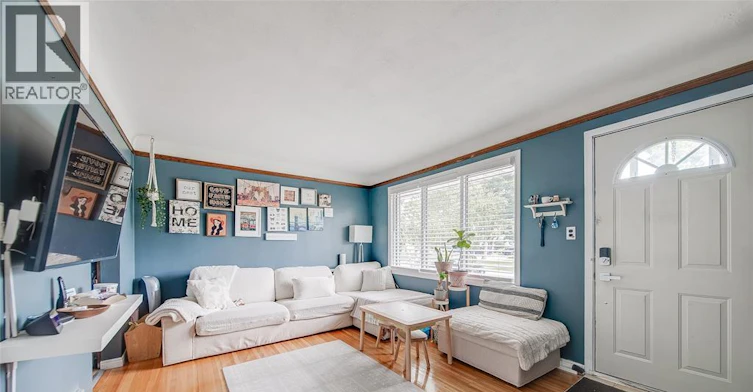 UPPER-1215 Chappell, Windsor, ON, N9C 3C8 - 2