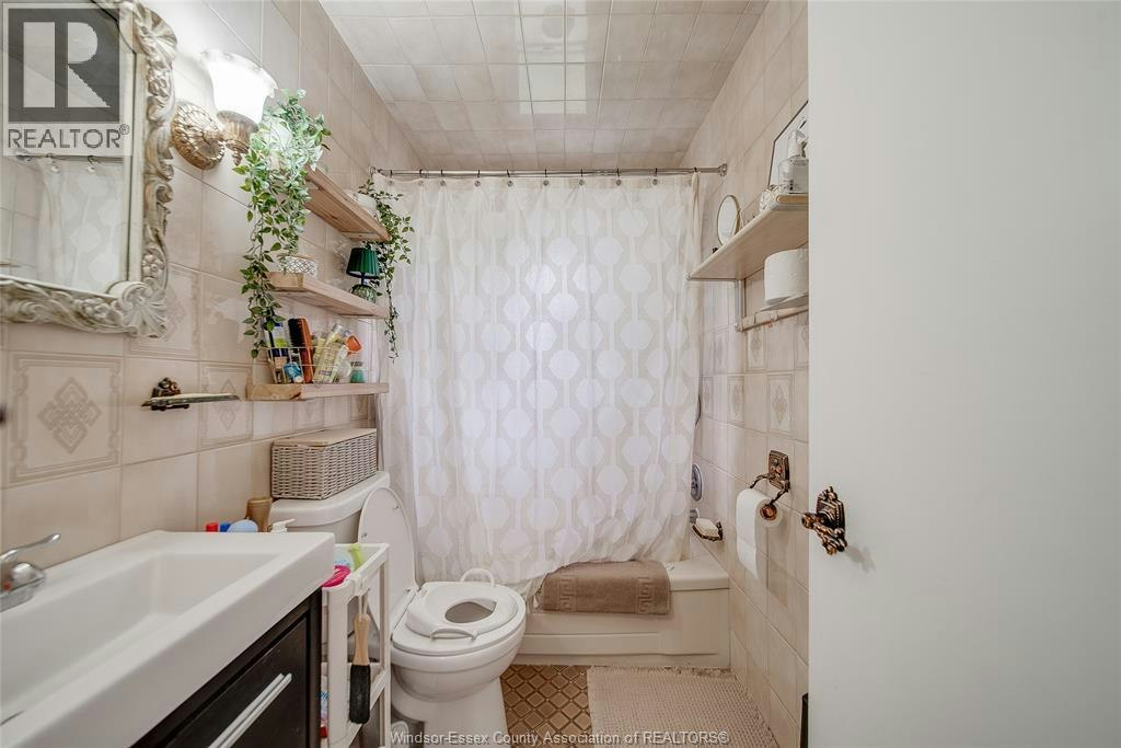 UPPER-1215 Chappell, Windsor, ON, N9C 3C8 - 18