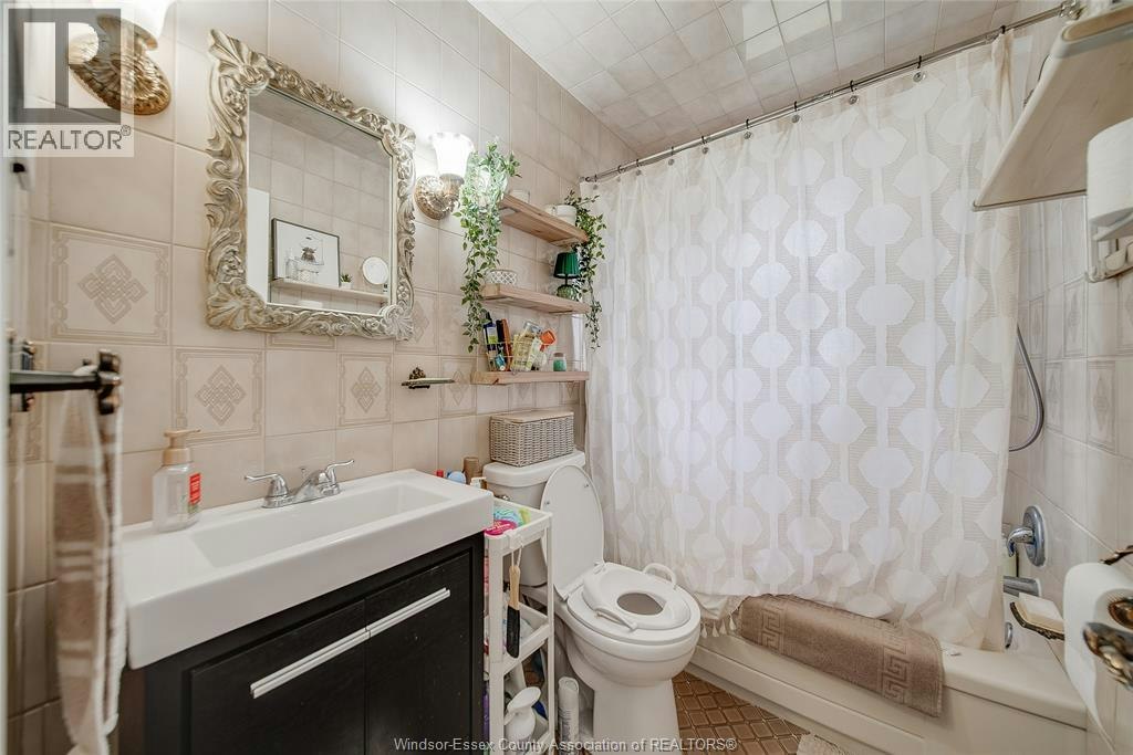 UPPER-1215 Chappell, Windsor, ON, N9C 3C8 - 17