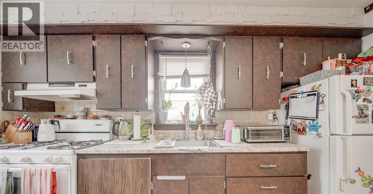 UPPER-1215 Chappell, Windsor, ON, N9C 3C8 - 10