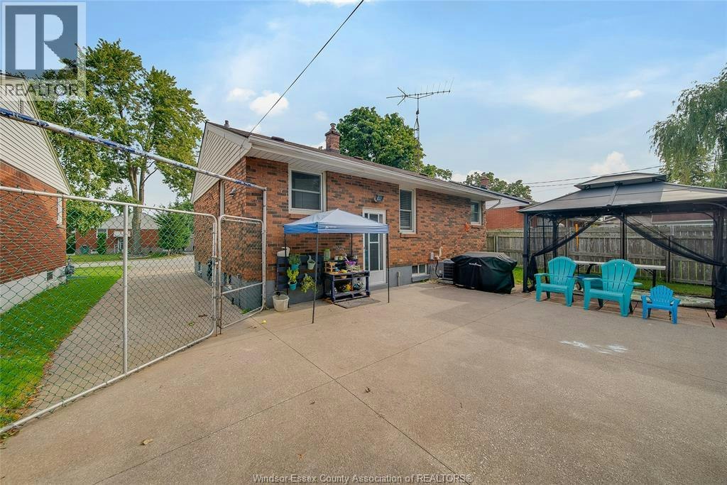 UPPER-1215 Chappell, Windsor, ON, N9C 3C8 - 28