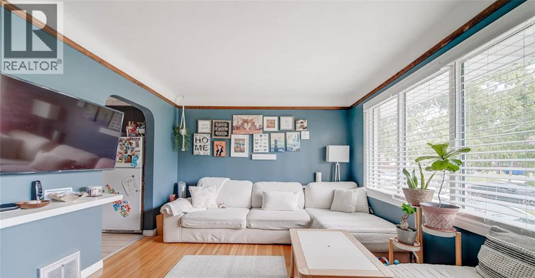 UPPER-1215 Chappell, Windsor, ON, N9C 3C8 - 3